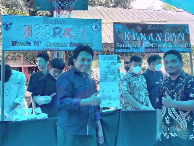 Read more about the article Market Day Sekolah Alam Semesta Tahfidz Boarding